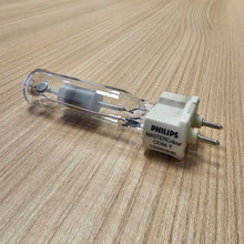 Carica l'immagine nel visualizzatore di Gallery, Lampada Philips Master Colour CDM-TD 150w 830 G12 BISPINA per faro da negozio e locale EAN 8711500197801 PROFESSIONALE PRONTA CONSEGNA