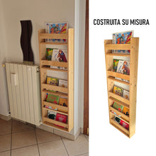 Carica l'immagine nel visualizzatore di Gallery, LIBRERIA A PARETE SU MISURA PORTA LIBRI BAMBINI IN LEGNO libri educativi per bambino dai 2 anni 1 anno 3 anni libro illustrato libreria stile montessoriano