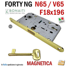 Carica l'immagine nel visualizzatore di Gallery, serratura per porte reversibili bonaiti b-forty N65 frontale 18x196mm frontale 19,6cm scrocco centrale nylon BONAITI N65 ottone lucido ottonata entrata 5cm 50mm interasse 9cm 90mm con chiave normale FORTY NG V65 48V651501E-48N651501E magnetica