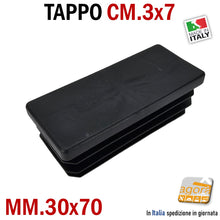 Carica l'immagine nel visualizzatore di Gallery, TAPPO alettato RETTANGOLARE mm 30x70 NERO PUNTALE PLASTICA cm 7x3 SOTTOPIEDI ALETTATI 70x30 mm TAPPI NERI 10pz