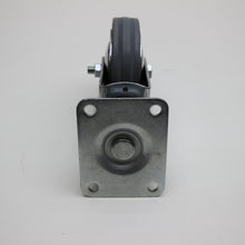 Carica l'immagine nel visualizzatore di Gallery, RUOTA GIREVOLE IN GOMMA GRIGIA DIAM.100MM C/PIASTRA 90x70MM CON FRENO/SENZA FRENO RUOTE AVO