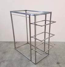 Carica l'immagine nel visualizzatore di Gallery, GONDOLA STENDER INOX CENTRALE DOPPIA X ESPOSIZIONE VESTITI NEGOZIO - USATA