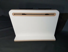 Carica l'immagine nel visualizzatore di Gallery, ESPOSITORE DA BANCO AUTOPORTANTE BIANCO COMPLETO DI GANCI A T