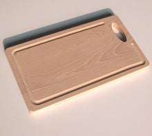 Load image into Gallery viewer, TAGLIERE PROFESSIONALE IN LEGNO MASSICCIO DI FAGGIO AL NATURALE CM. 36 X 20 X 2