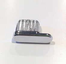 Carica l'immagine nel visualizzatore di Gallery, 10pz TAPPO FERMACAPO OVALE ABS CROMATO 30x15mm X GANCIO NEGOZI ricambio