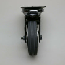 Carica l'immagine nel visualizzatore di Gallery, RUOTA GIREVOLE IN GOMMA GRIGIA DIAMETRO 100 MM 10CM CON PIASTRA 90x70MM CON FRENO E SENZA FRENO RUOTE AVO SERIE 155 - 155BIS CROMATA ANTITRACCIA ANTIFILO ANTIMACCHIA SU CUSCINETTI VISTA DALL ALTO 2