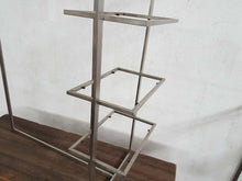Carica l'immagine nel visualizzatore di Gallery, GONDOLA-STENDER INOX CENTRALE MOBILE X ESPOSIZIONE VESTITI NEGOZIO - USATA inox