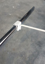 Carica l'immagine nel visualizzatore di Gallery, GANCIO GANCI CM.30 ATTREZZATURA NEGOZIO x barra 30x15 filo D6 B.CO