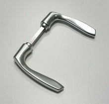 Carica l'immagine nel visualizzatore di Gallery, Maniglia porta Alluminio Hoppe per porta interna esterna finitura F1 coppia