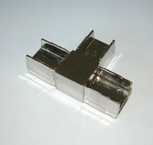 Load image into Gallery viewer, GIUNTO X TAVOLI E VETRINE 25X25 3-VIE PIATTO NICHEL SATINATO NUOVO PER ESPOSITORI MIGLIOR