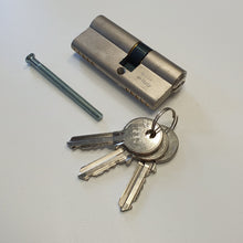 Carica l'immagine nel visualizzatore di Gallery, CILINDRO YALE PER PORTA EUROCILINDRO PER SERRATURE PORTA ISEO 70mm 30-40 NICHELATO 3chiavi