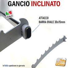 Carica l'immagine nel visualizzatore di Gallery, GANCIO INCLINATO BROCHE ATTREZZATURA NEGOZIO ATTACCO TUBO OVALE 30X15 GRIGIO GANCI PER NEGOZIO ABBIGLIAMENTO ESPOSIZIONE ABITI GRIGIO ARGENTO