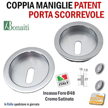 Carica l'immagine nel visualizzatore di Gallery, MANIGLIA PER PORTA SCORREVOLE BOCCHETTA SCRIGNO PATENT INCASSO FORO 48 D57 CROMO SAT BONAITI MTC CHIAVE 4XMTC000U7 guarnitura tonda per chiave normale patent porte scorrevoli