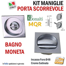 Carica l'immagine nel visualizzatore di Gallery, MANIGLIA PER PORTA SCORREVOLE BOCCHETTA SCRIGNO INCASSO FORO 48 QUADRATA 53x53 CROMO SAT BONAITI MQR BAGNO WC 3XMQR000U7 KIT COMPLETO
