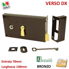 Carica l'immagine nel visualizzatore di Gallery, serratura bonaiti con scrocco contropiastra e chiave x ricambio serratura porte antiche o portoncini forniti con chiave bonaiti finitura bronzata verso dx