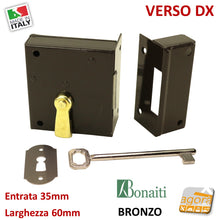 Carica l'immagine nel visualizzatore di Gallery, entrata 35mm larghezza 60mm bonaiti in bronzo verso destra completa di chiave door lock x esterni serratura da montare finitura bronzata