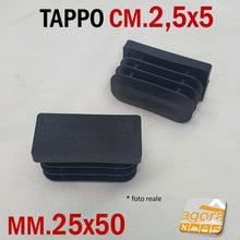 Carica l'immagine nel visualizzatore di Gallery, tappino tappo copritesta sottopiede con alette alettato nero in plastica gomma nera per telai sedie sgabelli strutture metalliche in genere