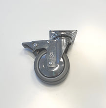 Carica l'immagine nel visualizzatore di Gallery, RUOTE RUOTA GIREVOLE D80mm GRIGIA CON PIASTRA 60x60 ANTITRACCIA CROMATA AVO TREKI freno