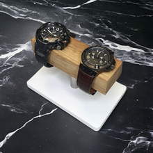 Load image into Gallery viewer, porta orologi stand orologio luxury stand watch idea regalo uomo compleanno natale
